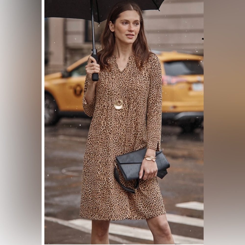 NWT J.JIll Wearever Pintucked Leopard Dress knee length Size L